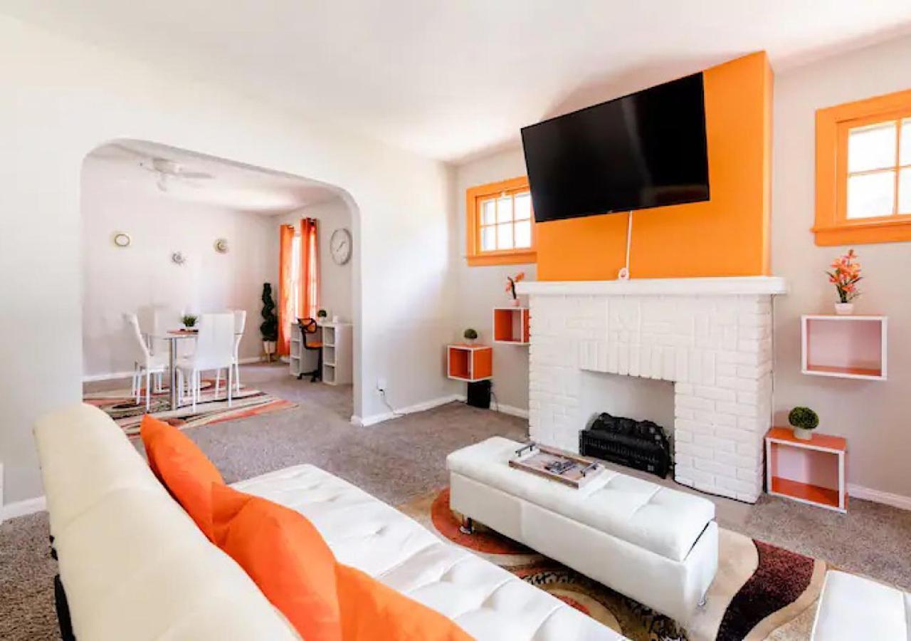 La Naranja Retreat - Cozy Duplex Near Downtown With Parking, 300 Mb Wifi & Self Check In Vila Cleveland Exterior foto