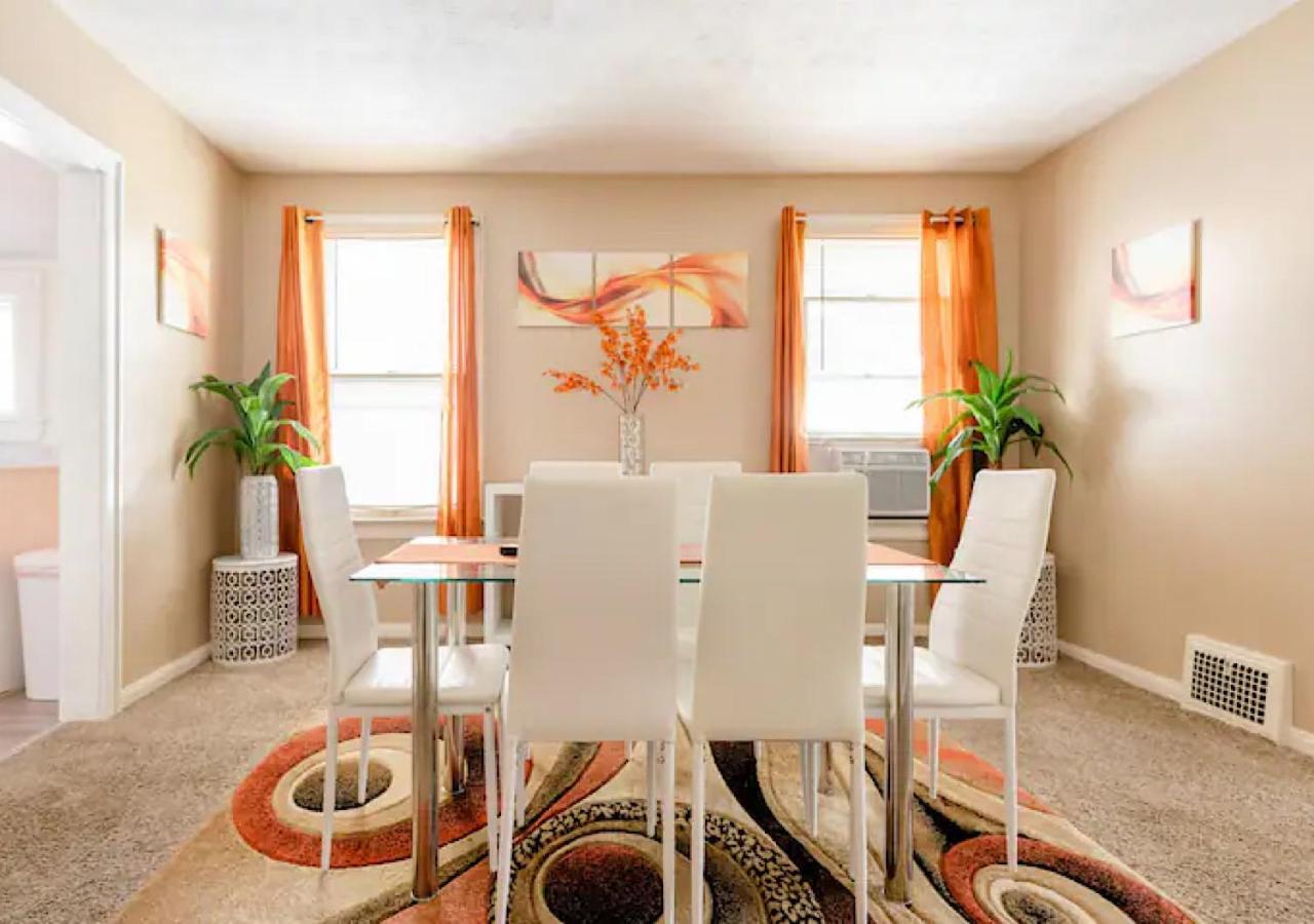 La Naranja Retreat - Cozy Duplex Near Downtown With Parking, 300 Mb Wifi & Self Check In Vila Cleveland Exterior foto
