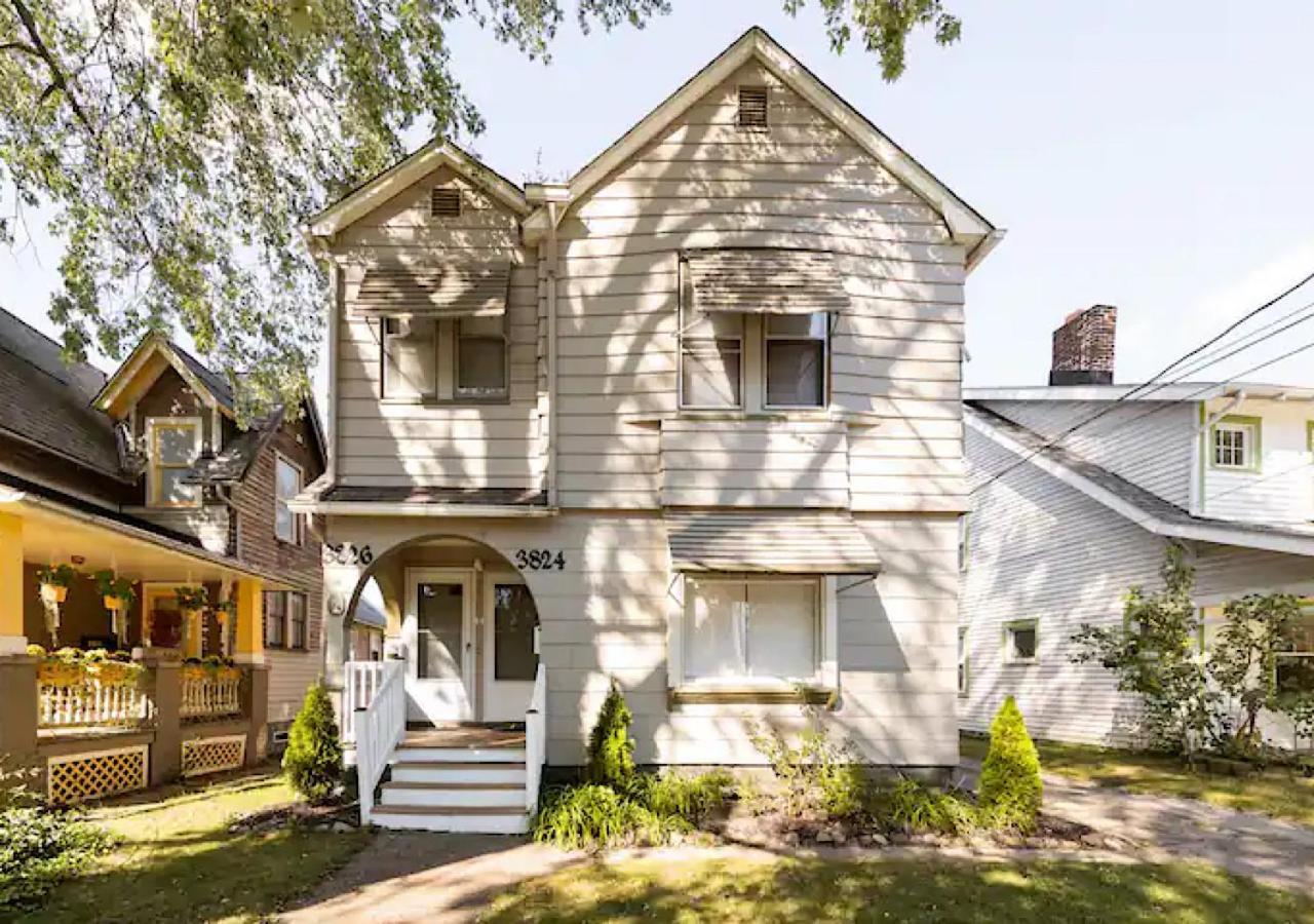 La Naranja Retreat - Cozy Duplex Near Downtown With Parking, 300 Mb Wifi & Self Check In Vila Cleveland Exterior foto