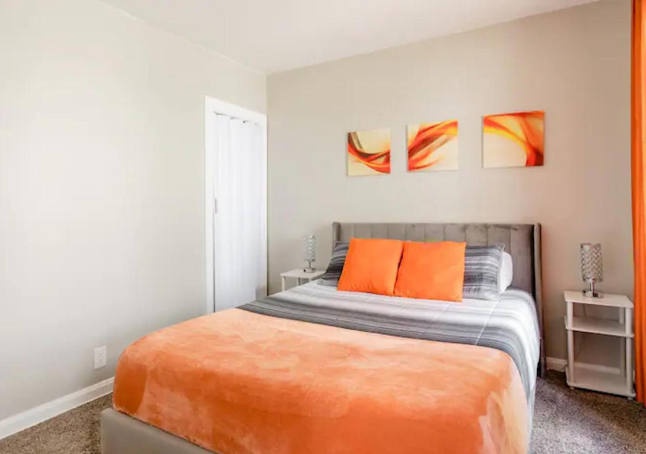 La Naranja Retreat - Cozy Duplex Near Downtown With Parking, 300 Mb Wifi & Self Check In Vila Cleveland Exterior foto
