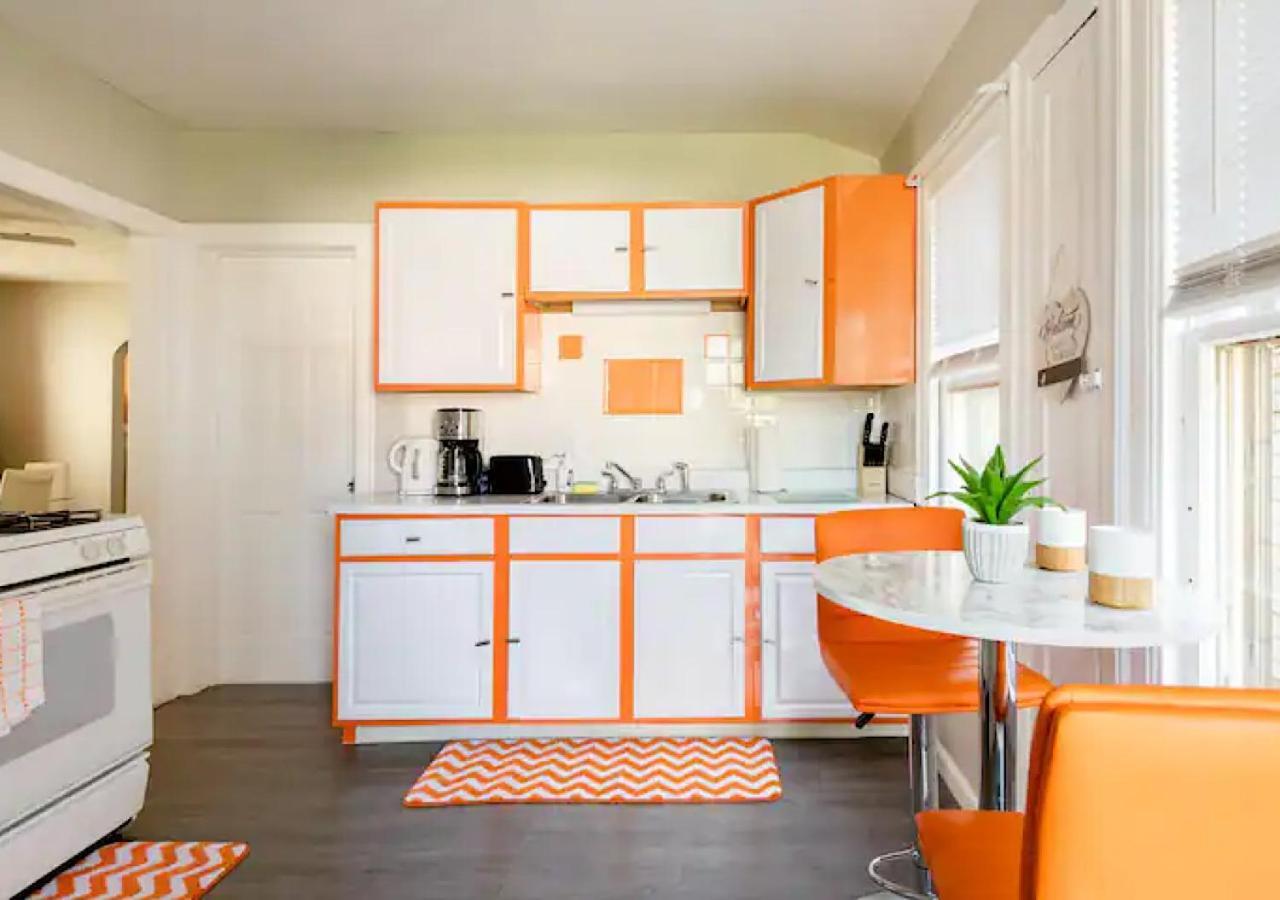 La Naranja Retreat - Cozy Duplex Near Downtown With Parking, 300 Mb Wifi & Self Check In Vila Cleveland Exterior foto