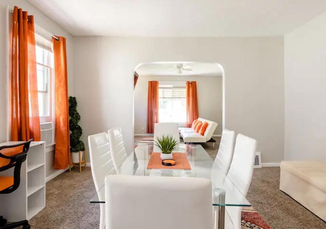 La Naranja Retreat - Cozy Duplex Near Downtown With Parking, 300 Mb Wifi & Self Check In Vila Cleveland Exterior foto