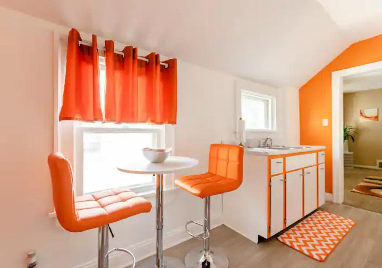 La Naranja Retreat - Cozy Duplex Near Downtown With Parking, 300 Mb Wifi & Self Check In Vila Cleveland Exterior foto